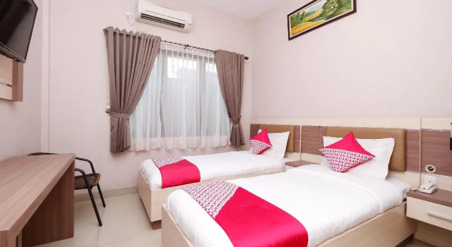 Twin Suite OYO 1532 Mawar Indah Hotel