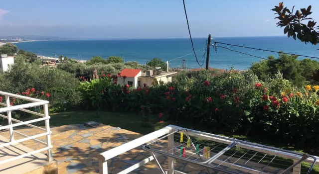 Номер Economy Spiros Rooms