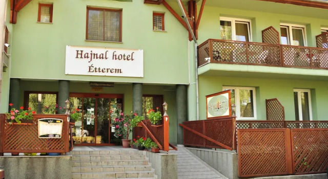 Hotel Hajnal
