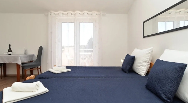 Апартаменты c 1 комнатой с балконом Apartments Emil 596