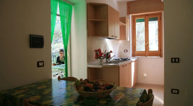 Residence San Luca, Rezerwuj Hotel Hotele w Foresta Umbra z basenem, Basen