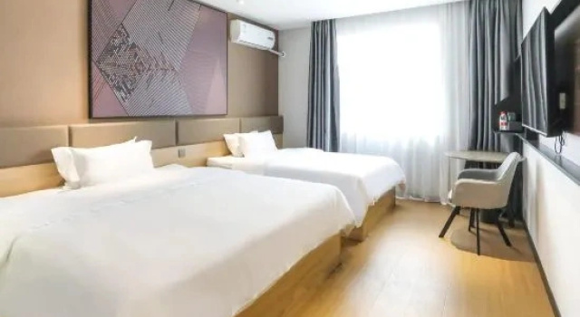 Люкс Superior IU Hotel