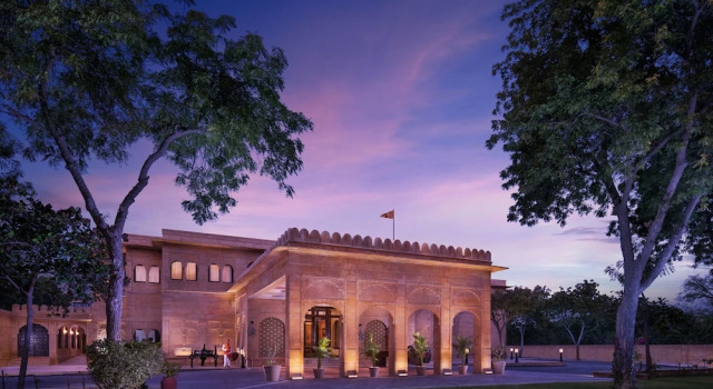 Двухместный номер Standard с балконом Taj Gorbandh Palace, Jaisalmer