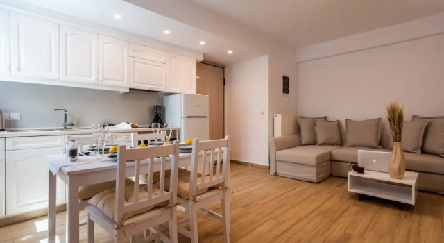 Люкс Цокольный этаж White Rock Milos Suites