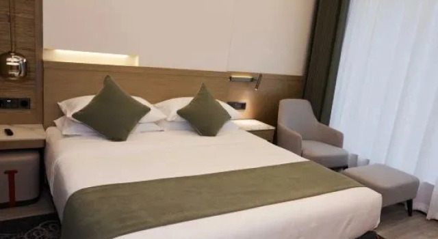 Suite Huada Hotel