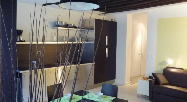 Apartment Beranger Sympa, Забронировать Апартаменты/квартира Париж Иль-де-Франс, рядом с Станция метро Rambuteau
