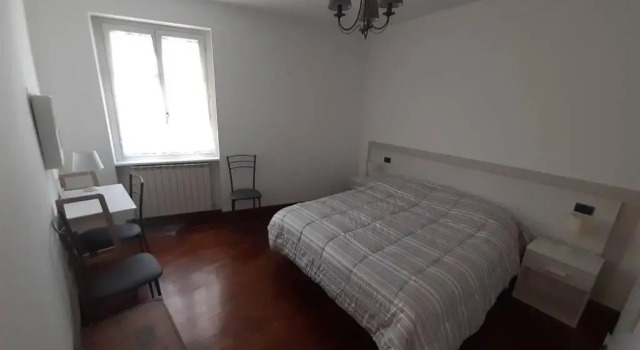 Gru Home Cozy Home Very Central,Refined,5 Beds,Box, Забронировать Отель Отели Грульяско с парковкой, Парковка