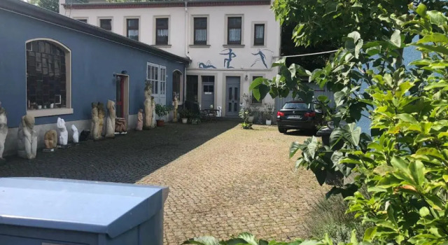 Апартаменты Kunstoase am blauen Haus
