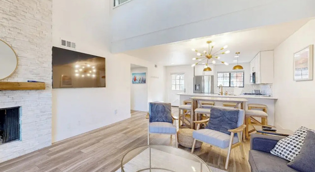 Lake Arrowhead Views! Condo w/ Shared Pool & Spa