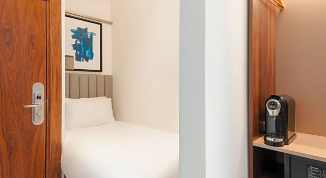 Одноместный номер Standard Ashley Hotel