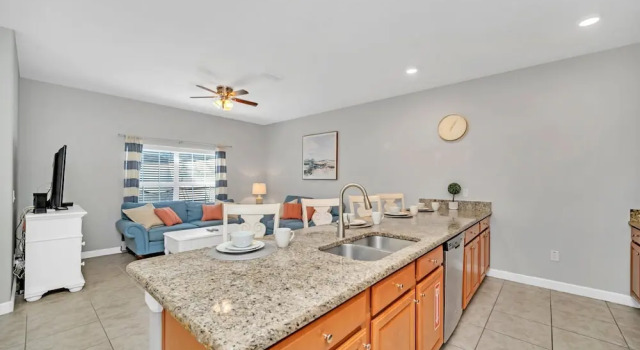 Вилла с 4 комнатами In the Heart of Kissimmee - Storey Lake Resort - 4bd/3ba Pool Townhome #4sl4857