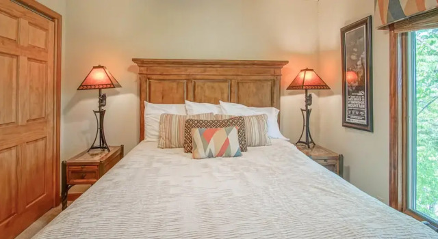 Stemwinder 6A, 3 Bedrooms Plus Bonus Sleeping Alcove, 2 1/2 Baths