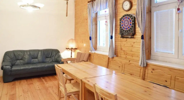 Maxova Bouda, Rezerwuj Hotel Hotele w Jizera Mountains z parkingiem, Parking