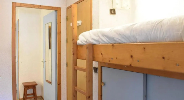 Chalet cosy 6 pers. à 100m des pistes avec garage fermé et parking, Méribel - FR-1-180-411, Забронировать Шале Мерибель-ле-Альё Лез-Аллю