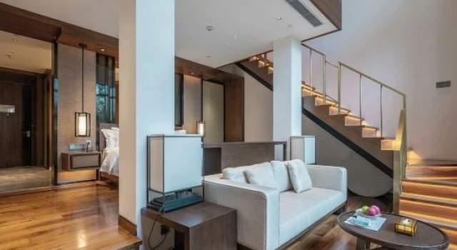 Люкс Business Jinshuo Holiday Hotel