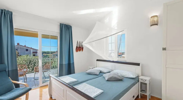 Holiday House with Pool Villa Seabird