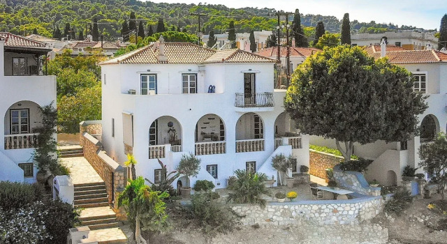 Beachfront Spetses Spectacular Fully Equipped Traditional Villa Families,groups