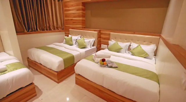 Hotel Al Madina Palace