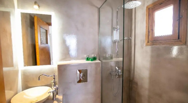 Двухместный номер Standard с балконом и с красивым видом из окна Stelios Rooms
