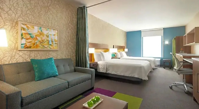 Четырёхместная студия Home2 Suites By Hilton Clovis