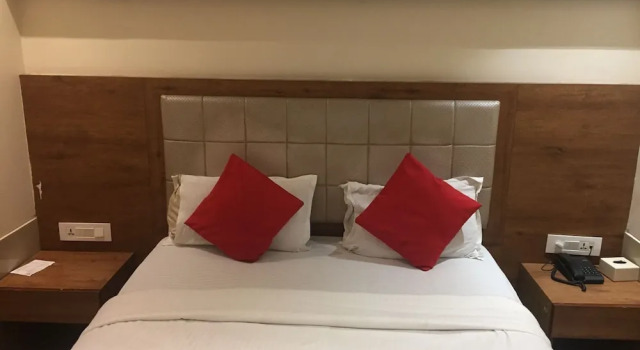 Номер Deluxe Hotel Regal Inn