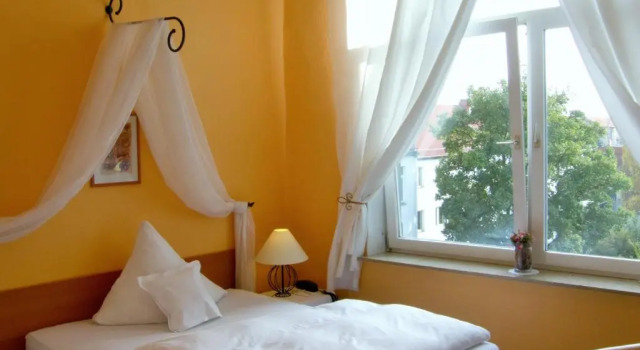 Одноместный номер Economy Hotel Alpha
