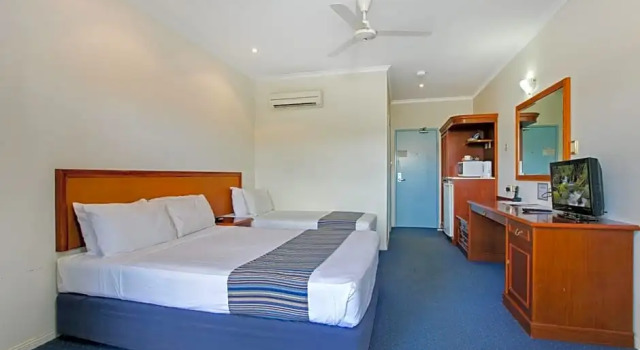 Номер Economy Cairns Southgate Hotel