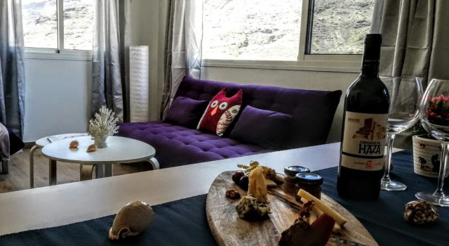 Roka Apartment