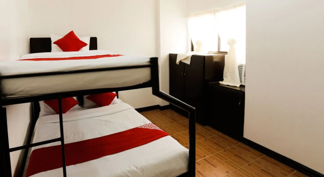 Ellés Pension House by OYO Rooms, Prenota Hotel Davao Davao