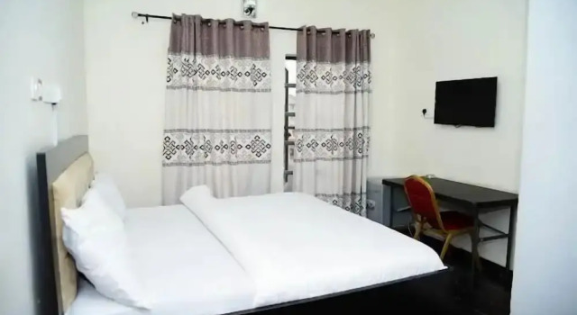 The Bull Hotel, Prenota Hotel Hotel a Enugu con parcheggio, Parcheggio