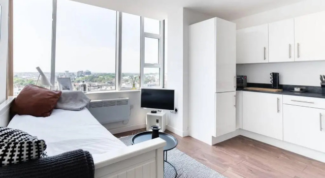 Апартаменты Skyline Central Bournemouth Apartment