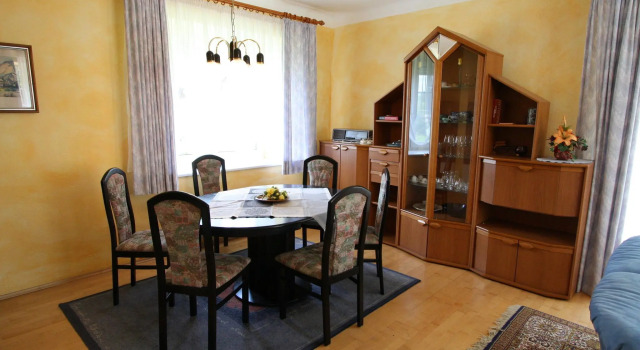 Vintage Holiday Home in Ferlach with Barbecue, Rezervați Casă de vacanță Ferlach 