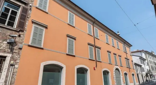 Corte Novella, Book Hotel Hoteller i Brescia med parkering, Parkering