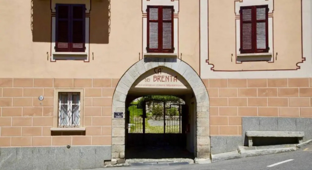 Contempora Apartments - Ca' Brenta Garden, Varaa Huoneisto San Fedele Intelvi Como