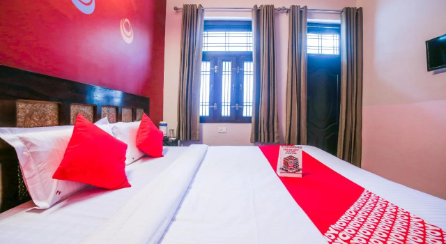 OYO 22941 Hotel D Square