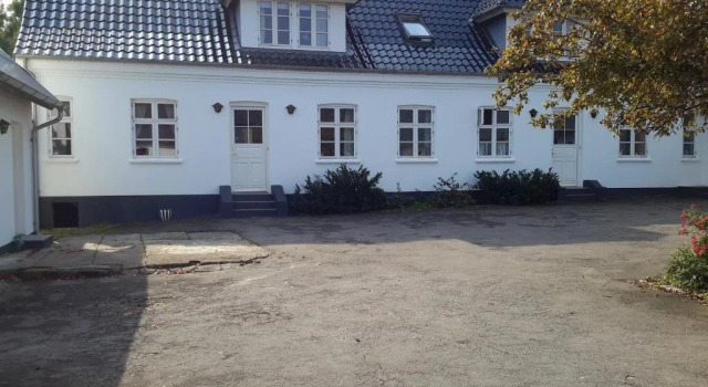 Engly, Boek Hotel Naestved Sjaelland
