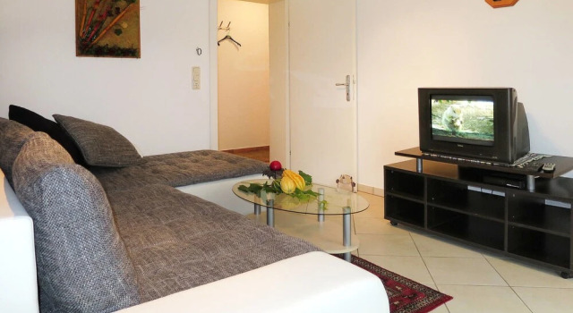 Bair Hippach in Hippach, Rezerwuj Hotel Hotele w Tyrol z parkingiem, Parking