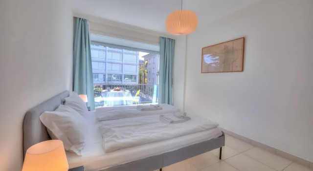 City Lake Apartment
