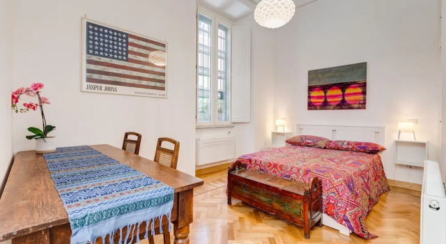Little and loving apartment in the center of Rome, Забронировать Апартаменты/квартира Отели Рима с парковкой, рядом с Универмаг La Rinascente, Парковка