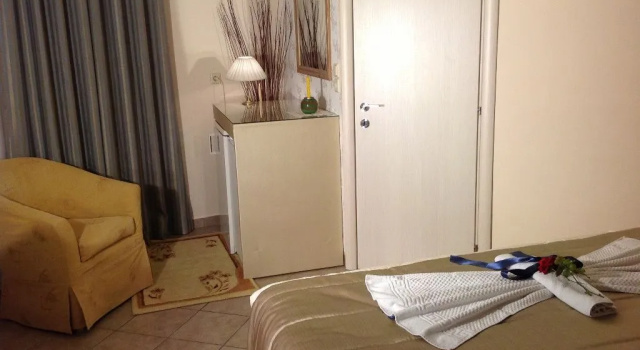 Бунгало Chrissa Camping Rooms & Bungalows