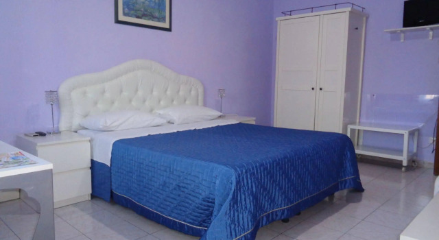Interno 9