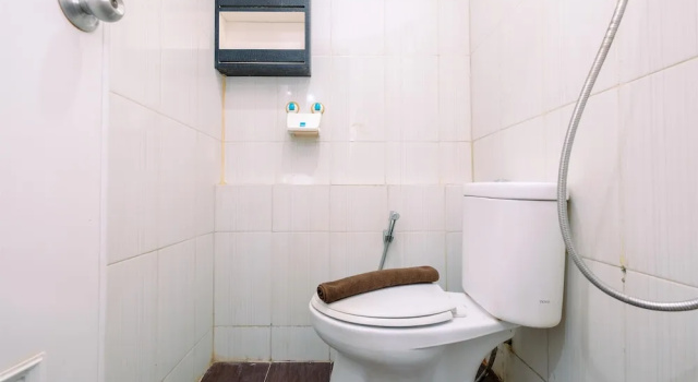 Апартаменты Best Deal And Modern 1Br Green Pramuka City Apartment
