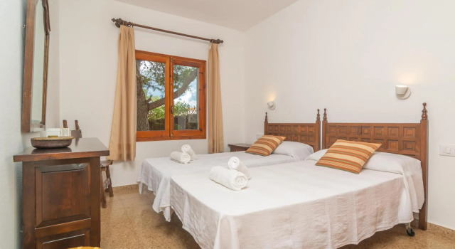 CAN JAUME 10 - Villa very close to the sea, with private pool and free WiFi.