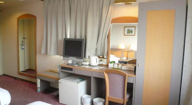 Двухместный номер Standard Takayama City Hotel Four Seasons
