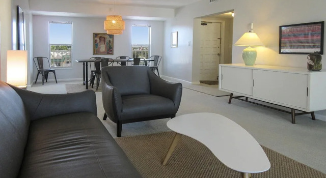 Island Reef 704 2 Bedroom Condo, Забронировать Апартаменты/квартира Отели Fort Myers Area с парковкой, Парковка