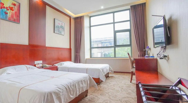 Huaxing Hotel