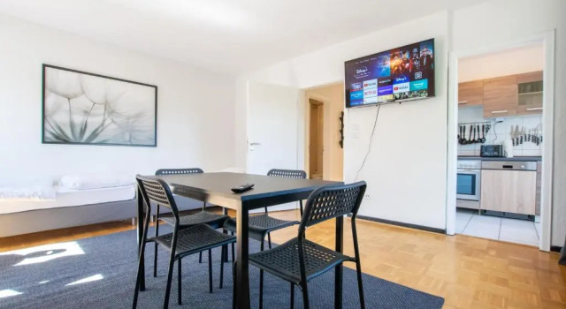 Апартаменты Tolstov Apartments - 1-4 Room Apartments - 20 min DUS Airport & MESSE DUS