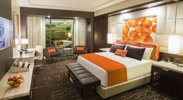 Graton Resort & Casino, Забронировать Курортный отель Отели Ронерт-Парк с бассейном, рядом с Казино и туристический комплекс Graton Resort and Casino, Бассейн