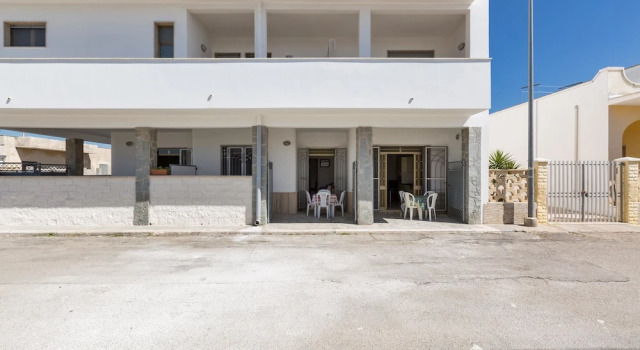 Residence Smile, Buchen Sie Hotel Hotels in Porto Cesareo mit Parkplatz, Parkplätze