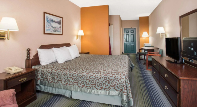 Days Inn by Wyndham Harrison, Varaa Hotelli  